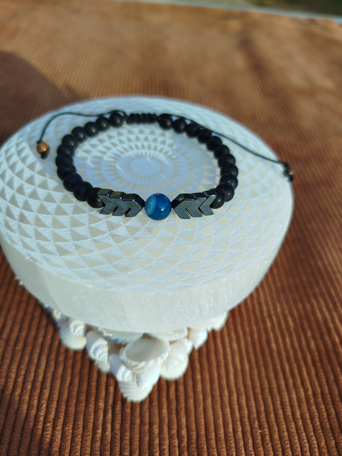 Bracelet macramé avec perles Onyx, Agate et Hématite