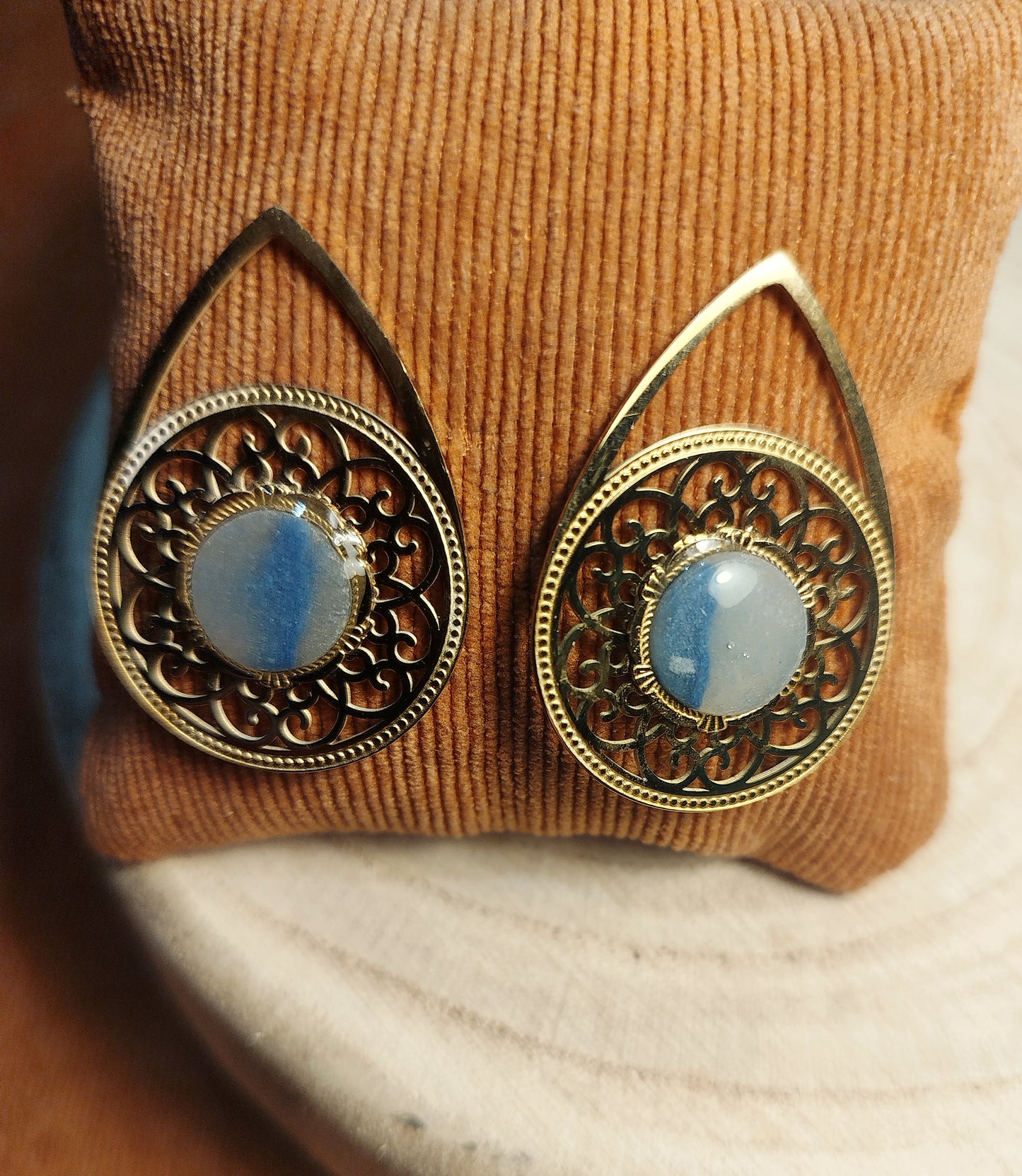Boucles d'oreilles dorées et Aventurine bleu