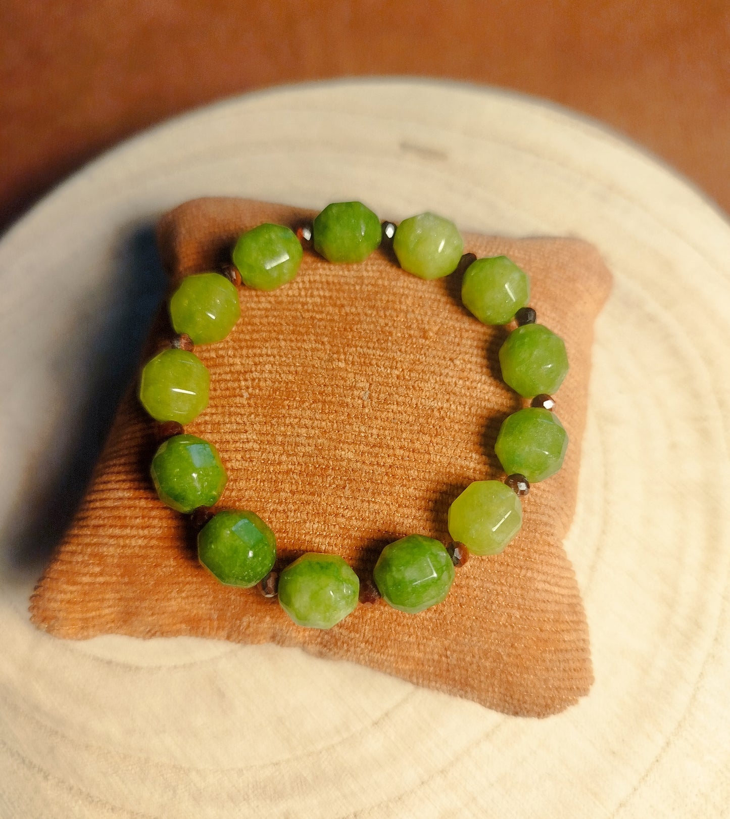 Bracelet élastique avec perles Jade