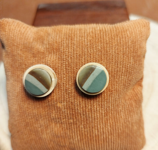 Boucles d'oreilles clou bois et Jaspe polychrome