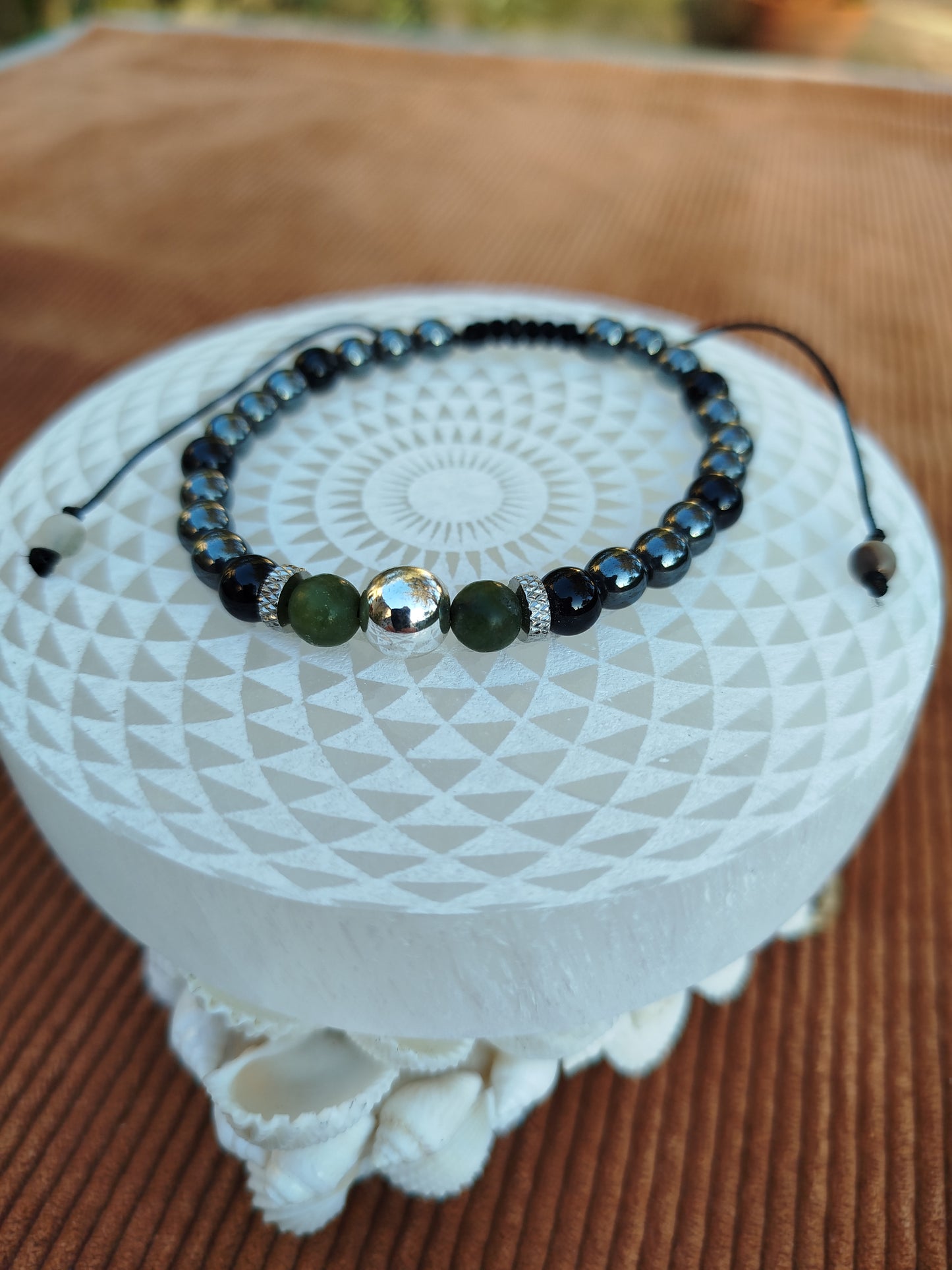 Bracelet macramé avec perles Onyx et Hématite