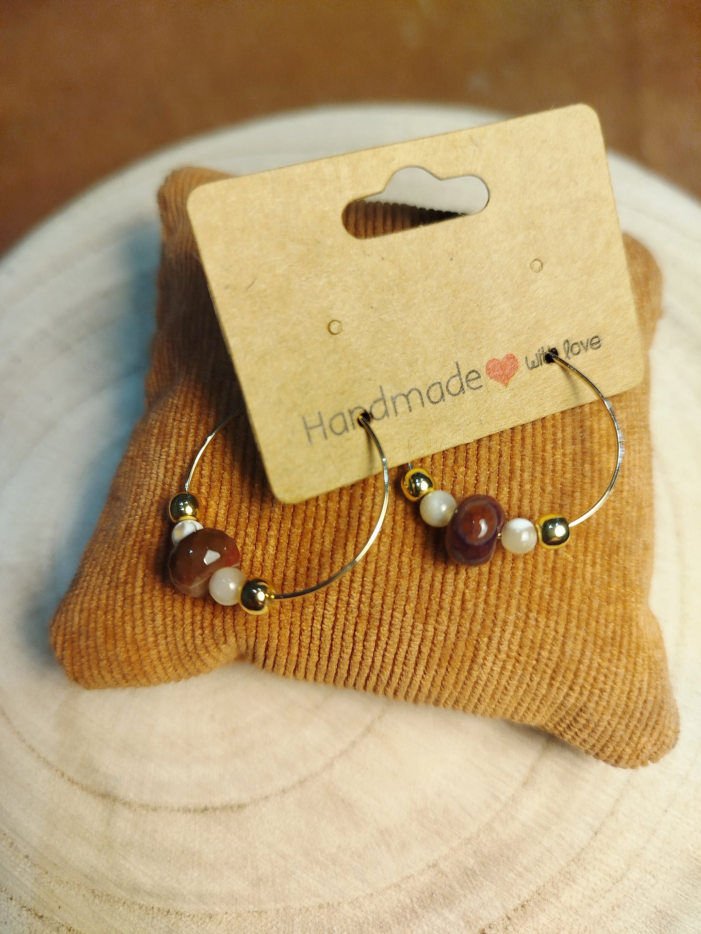 Boucles d'oreilles créoles dorées et Agate